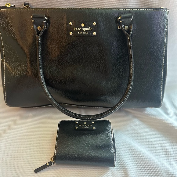 Kate Spade Wellesley Black Tote purse bag and Wallet Set - Picture 1 of 14